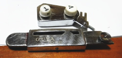 GUYAのヴィンテージのギターマイク